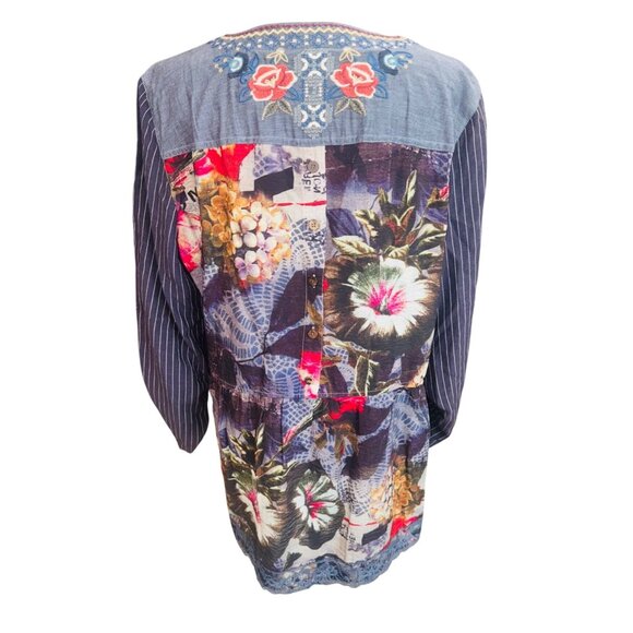 John Mark Workshop Chambray Peasant Top Grey L Embroidered Bell Sleeves Boho - Picture 3 of 12